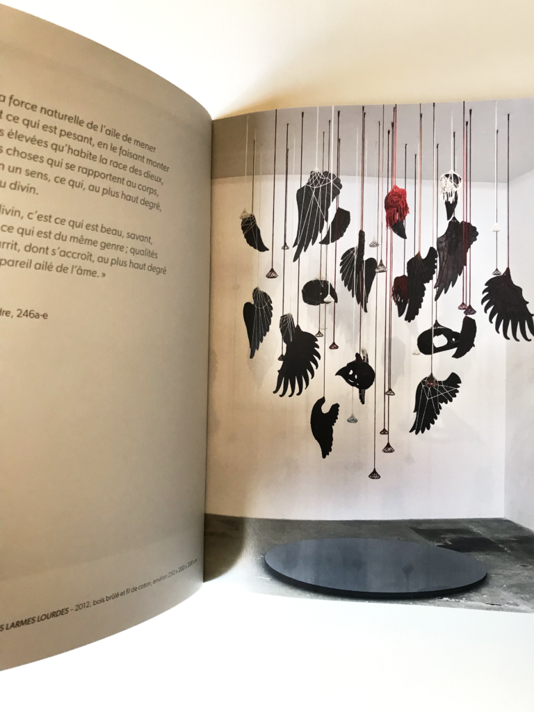 Catalogue de l'exposition Ève[s] de Katia Bourdarel, intérieur 1/4